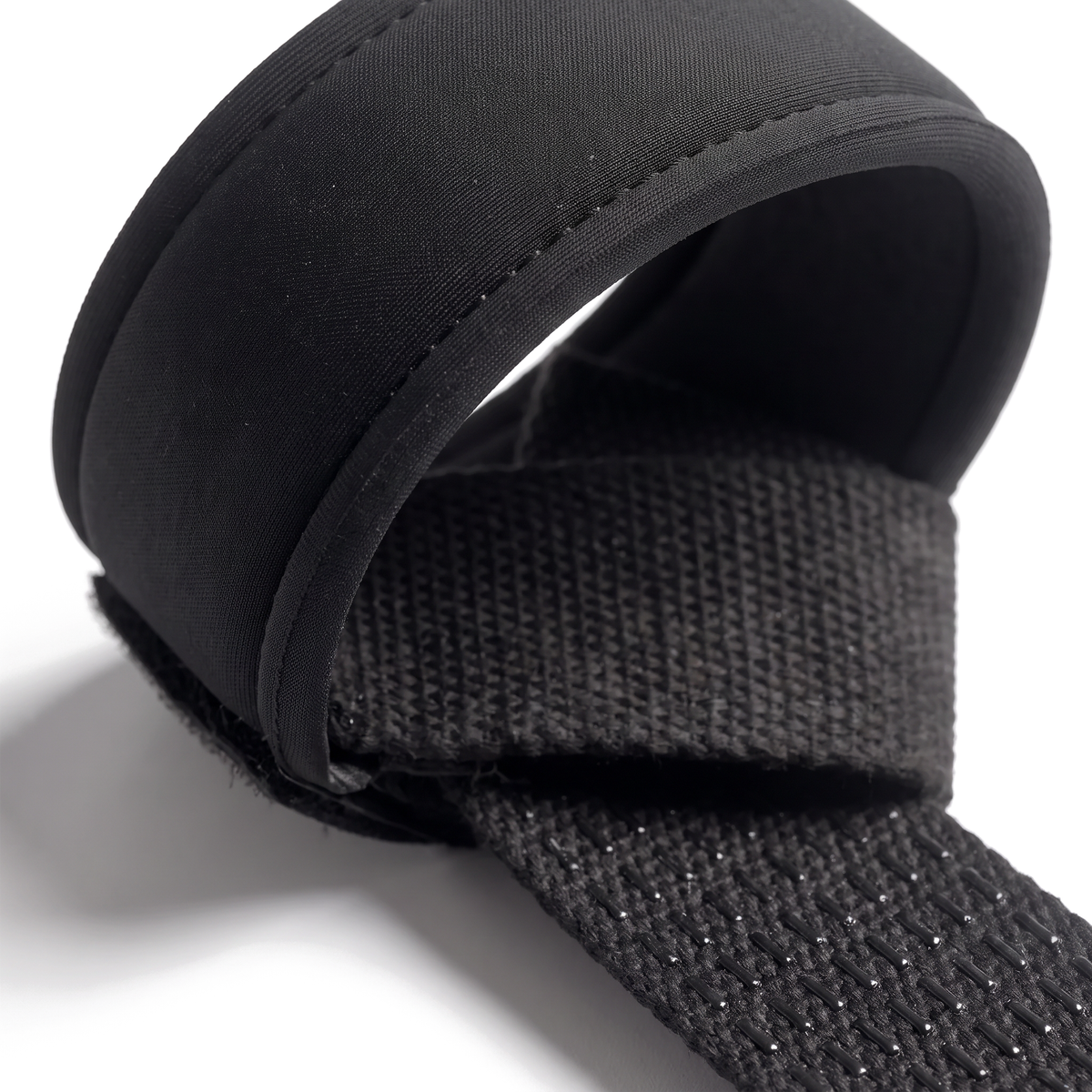 ForceLock Straps Black, padded loop and silicone grip close up