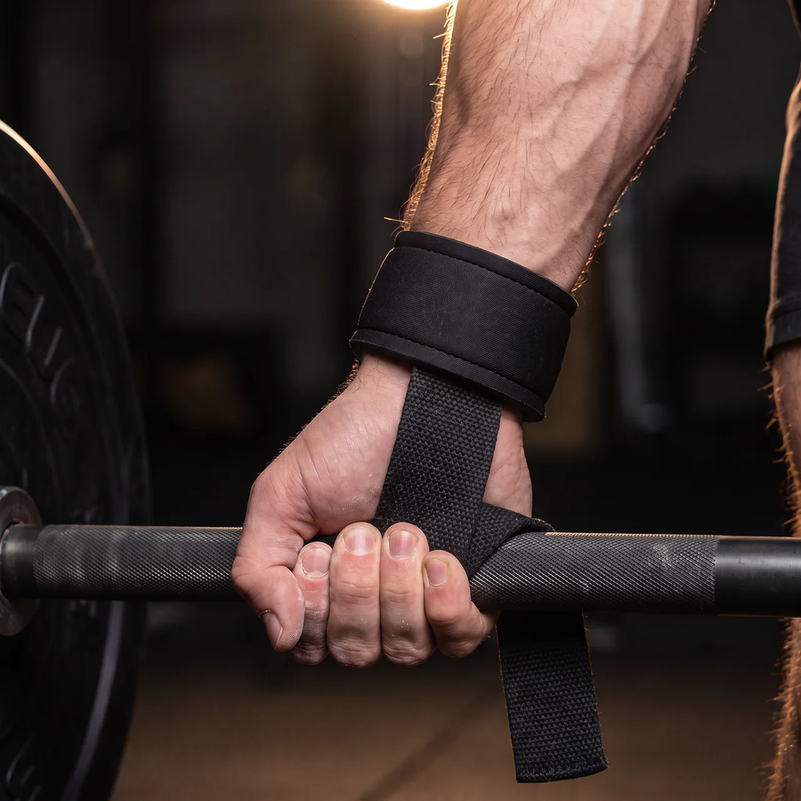 Heavy pulls, hands shut.